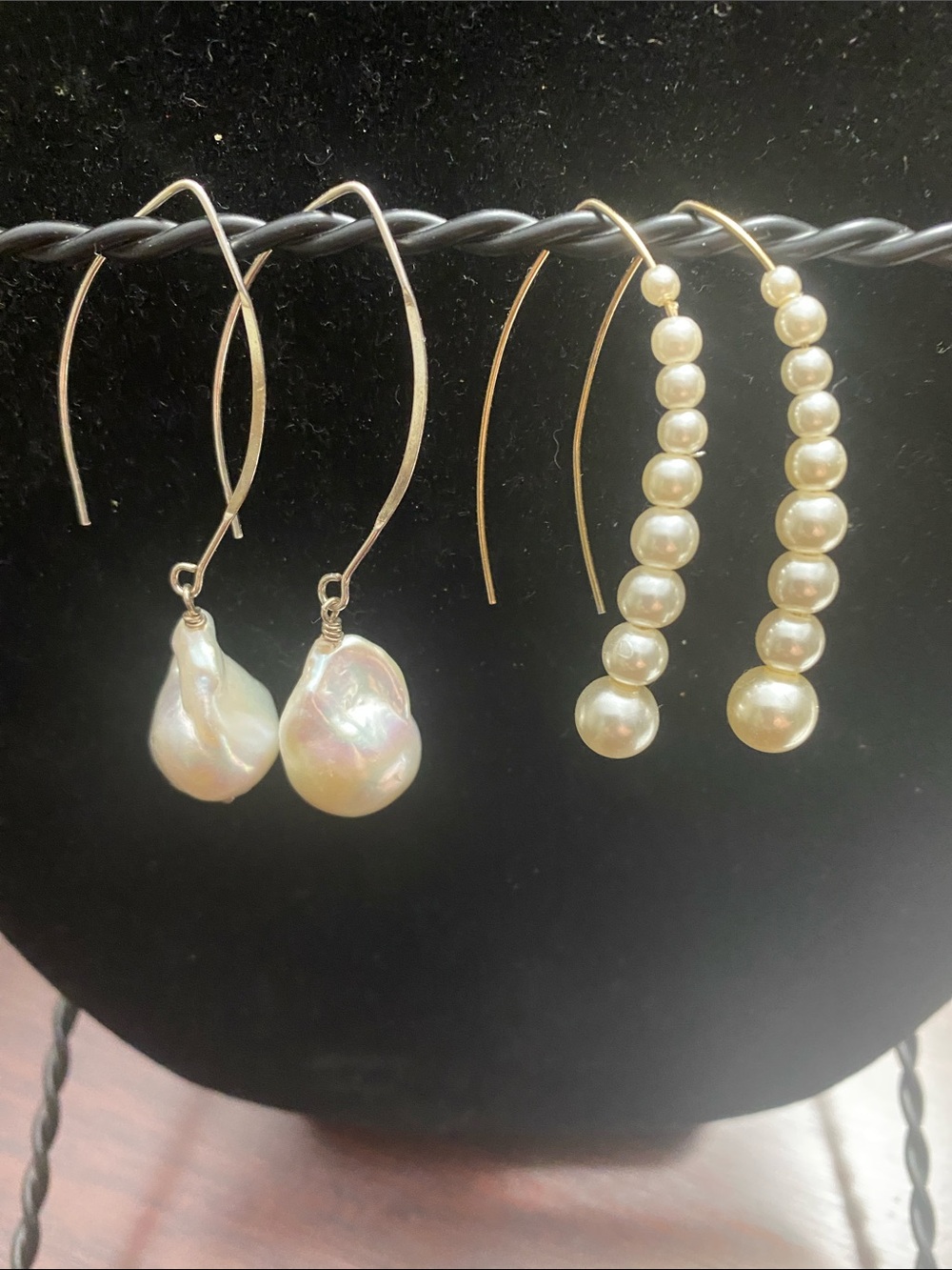 Elegant Pearl Drop Earrings - White Pearlescent Finish